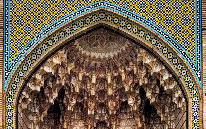 تاریخچه و خصوصیات معماری اسلامی و تاثیرآن بر معماری شیراز